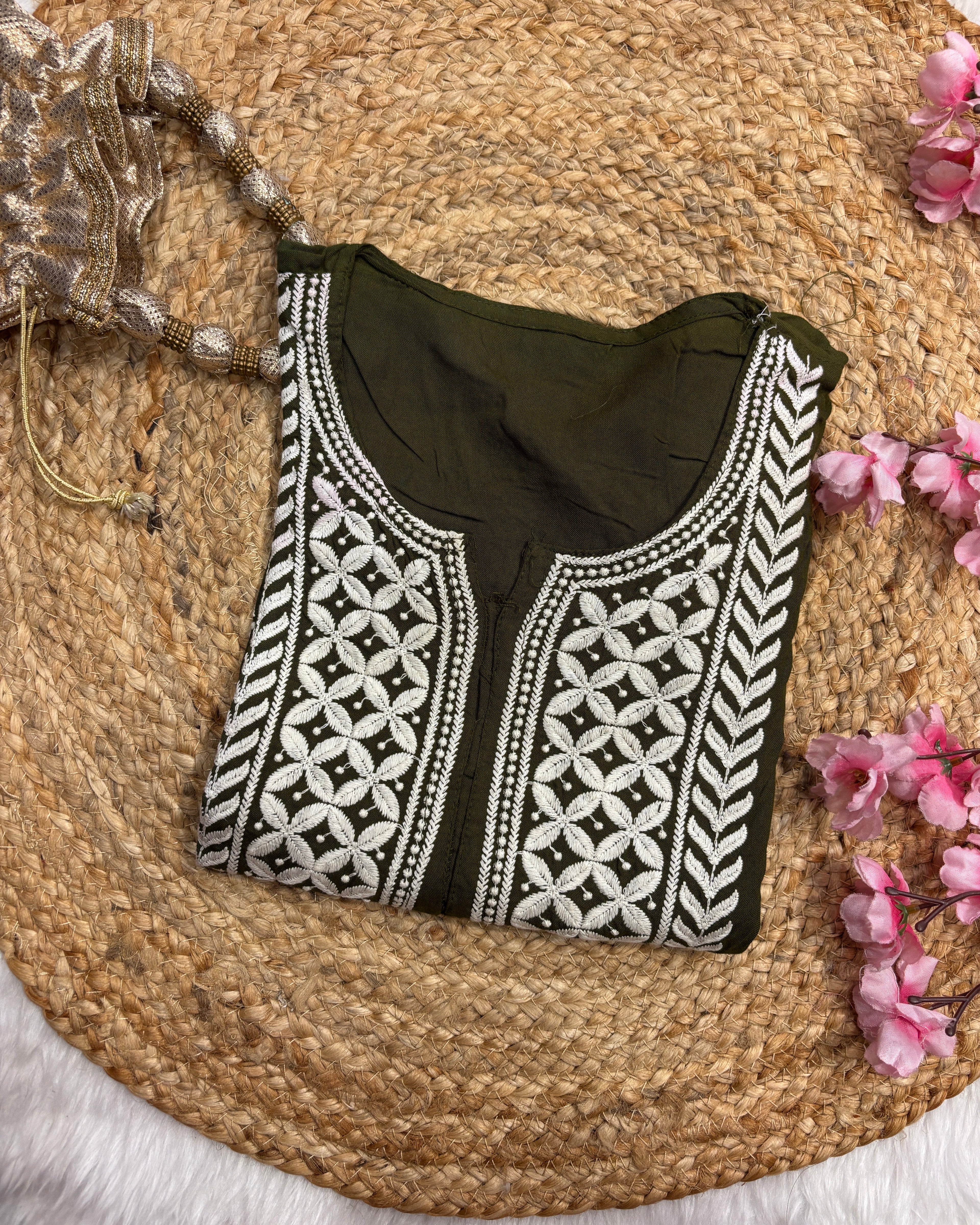 Noor e gul| Chikankari Rayon Kurti