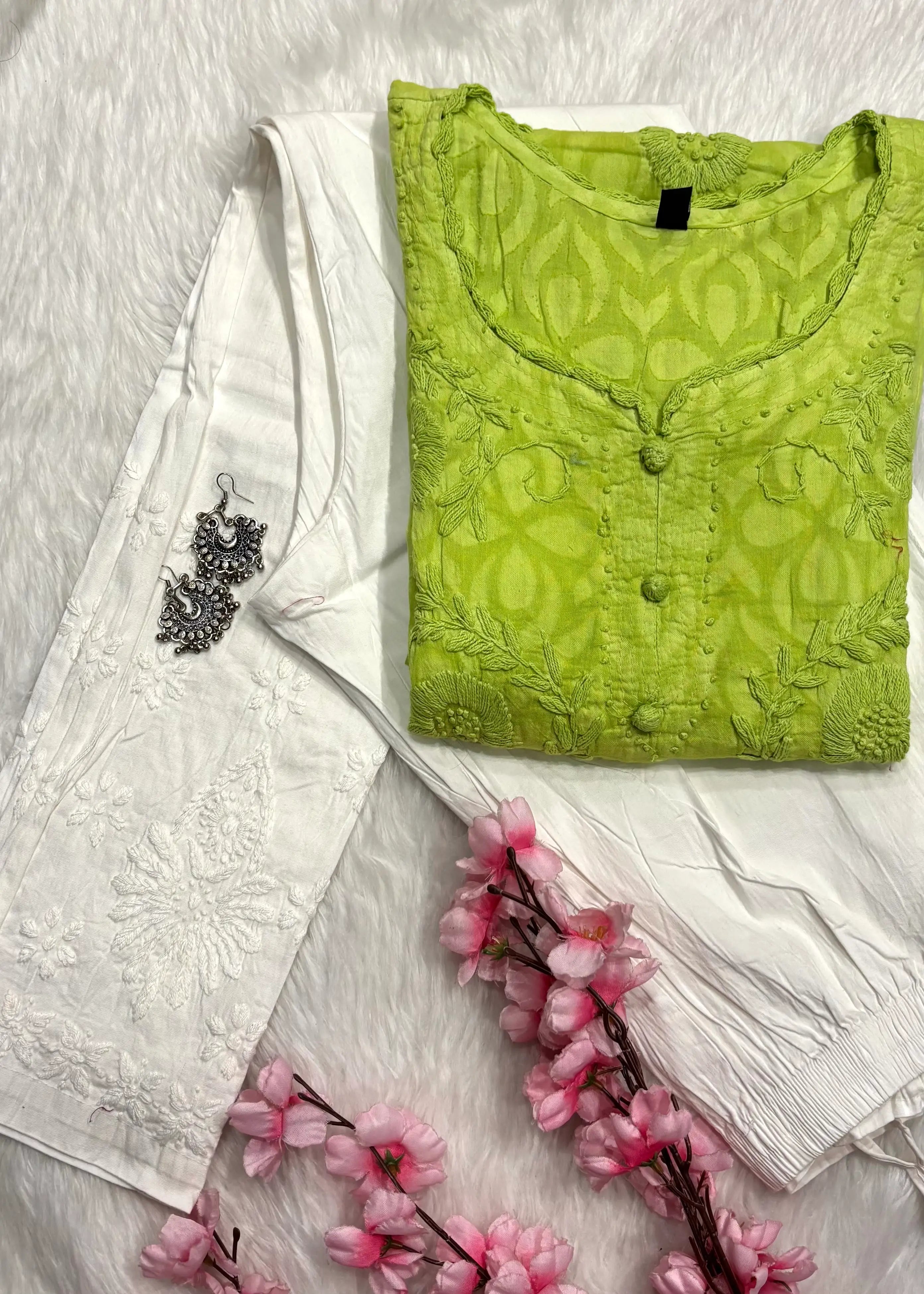 Gulbahar | Chikankari Jacquard Cotton Kurti Pant set