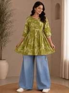 Leila | Rayon Short Gown