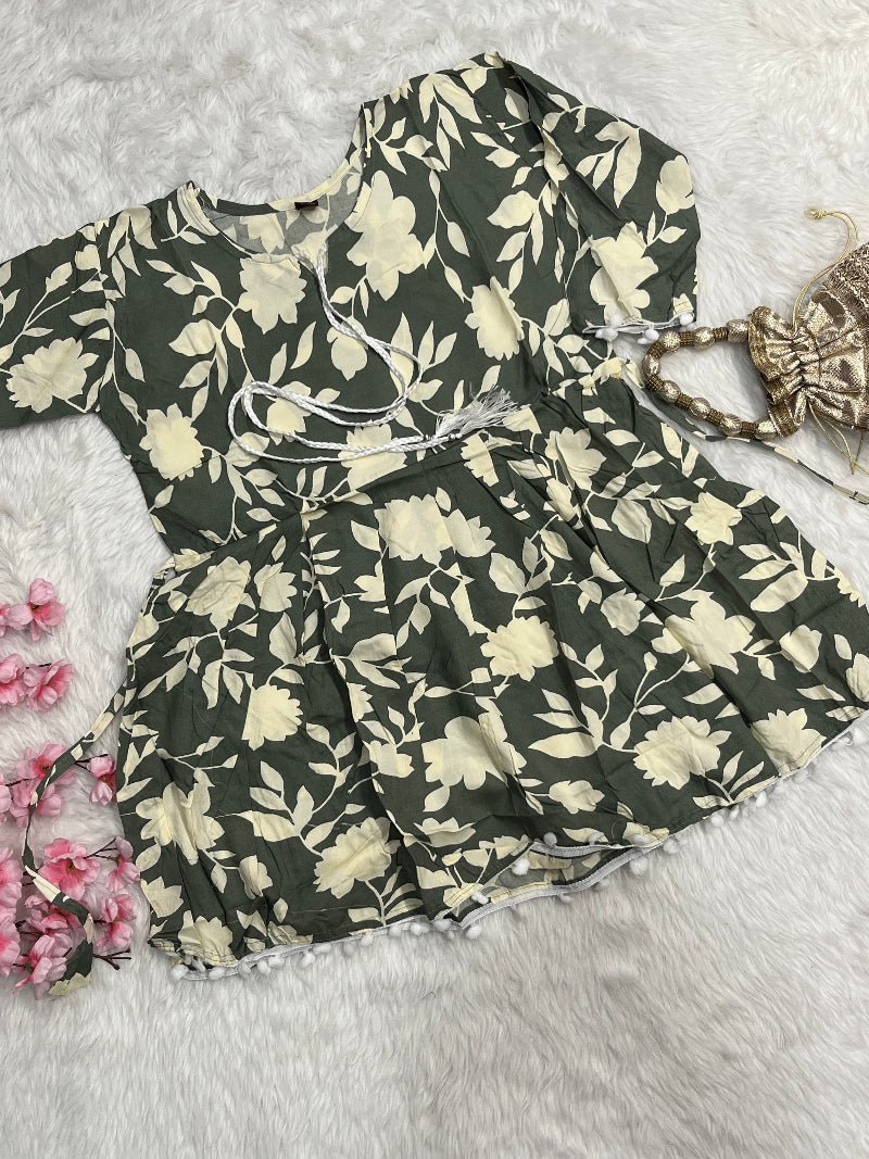 Leila | Rayon Short Gown