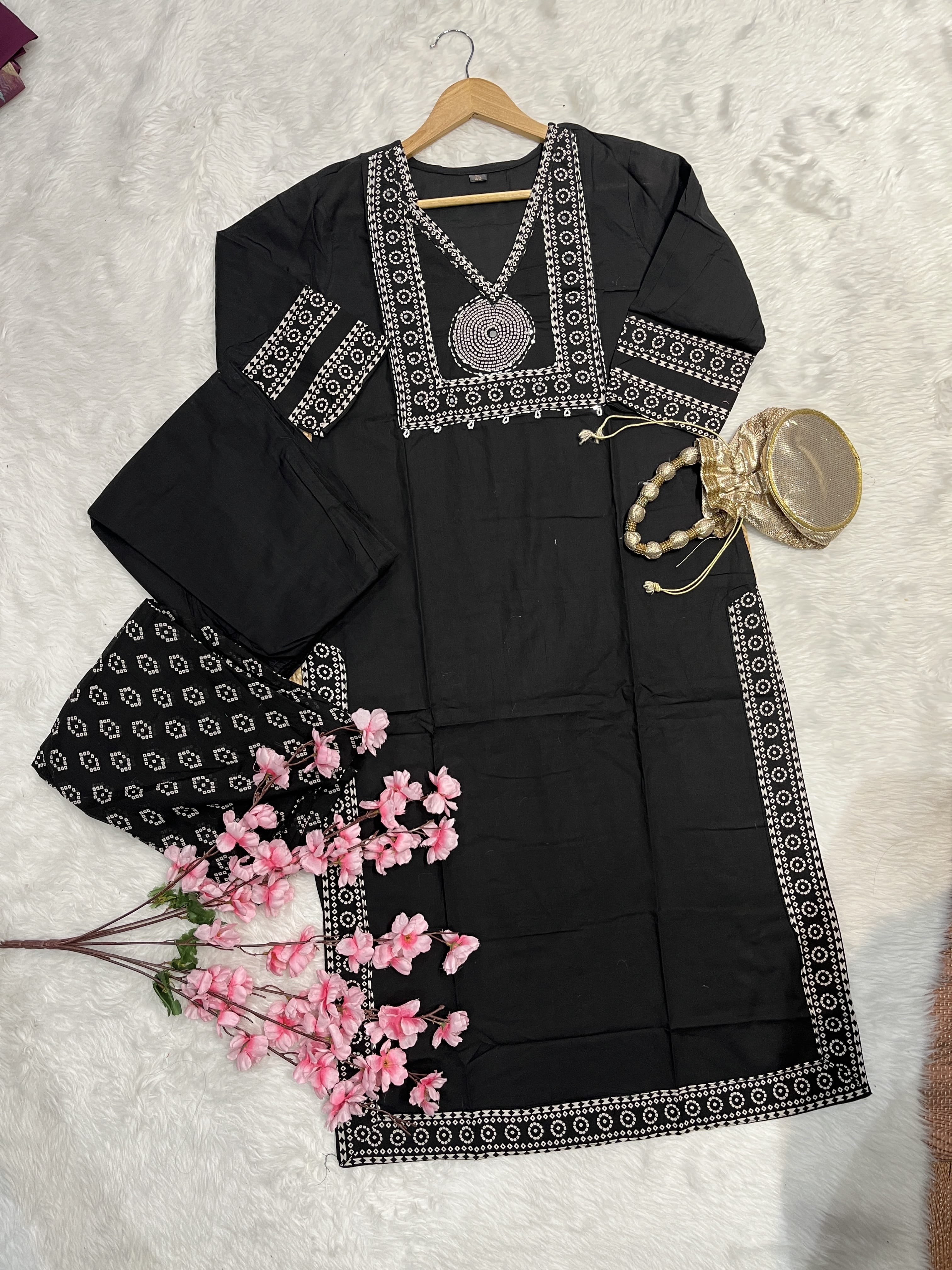 Savina | Chanderi Kurta Pant Dupatta Set